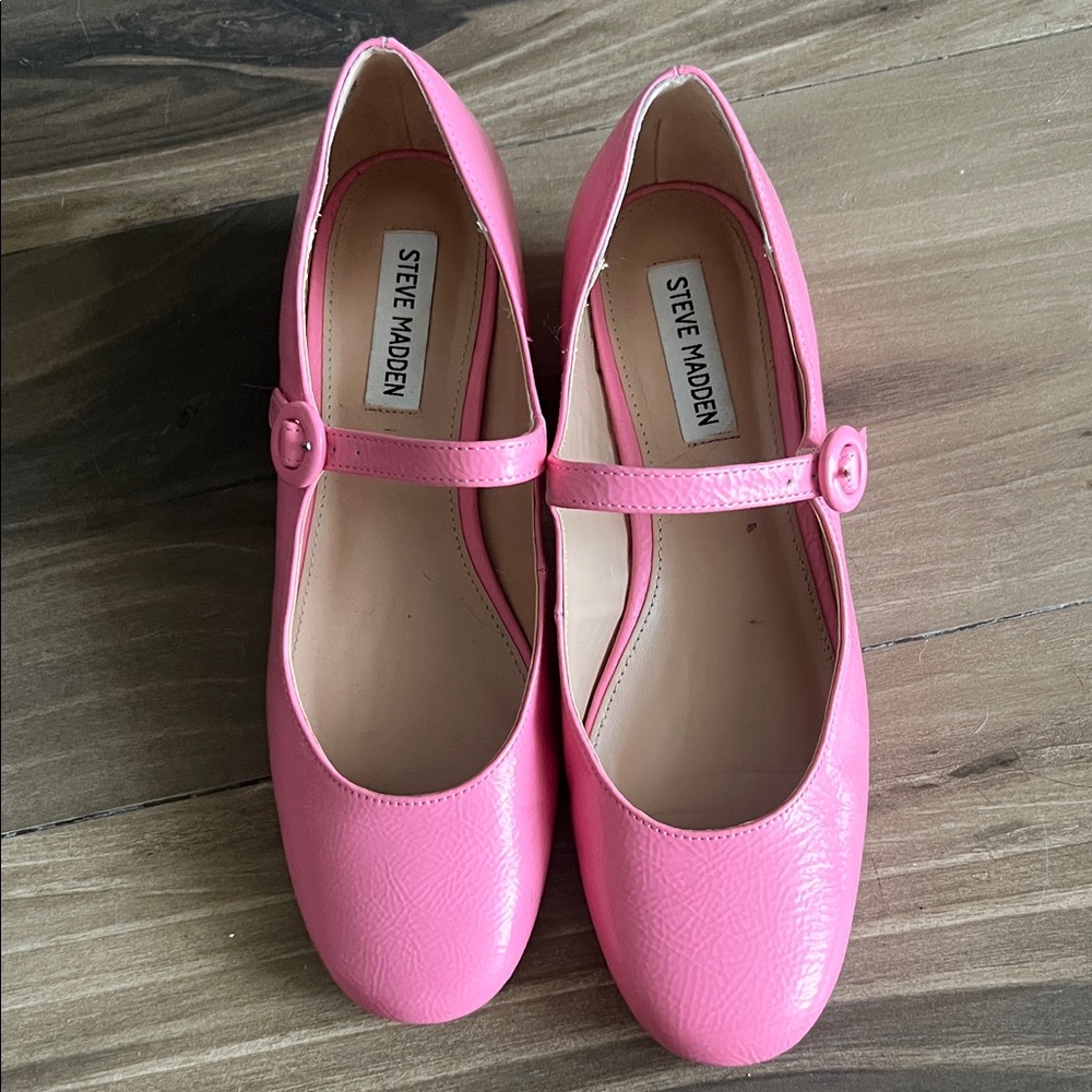 Steve Madden Vibrant Pink Mary Jane Shoes
